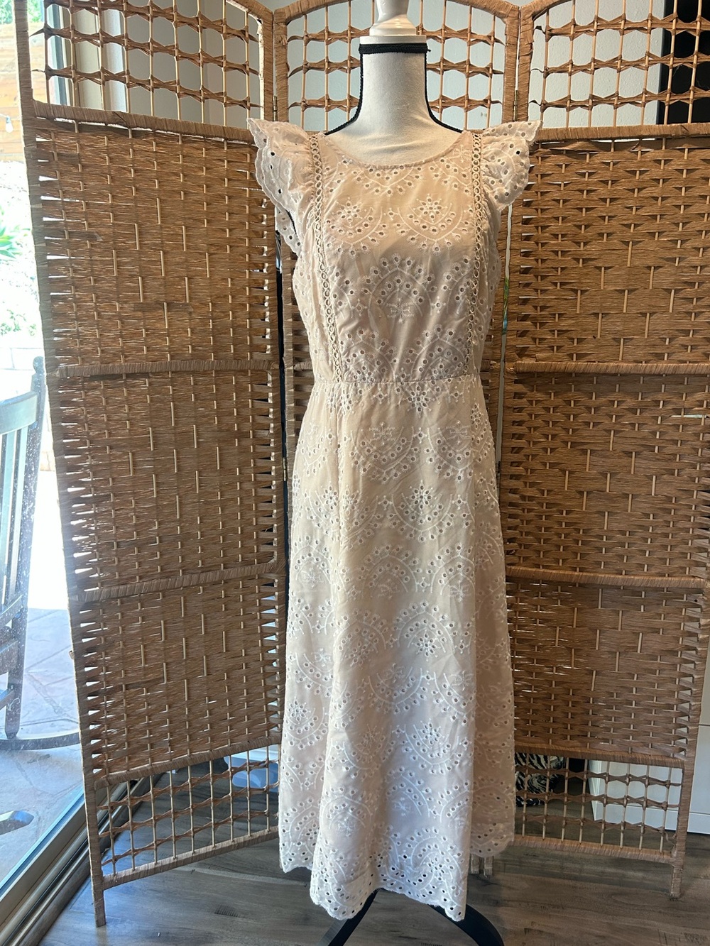 Sam Edelman ladies Eyelet Dress in Cream and white